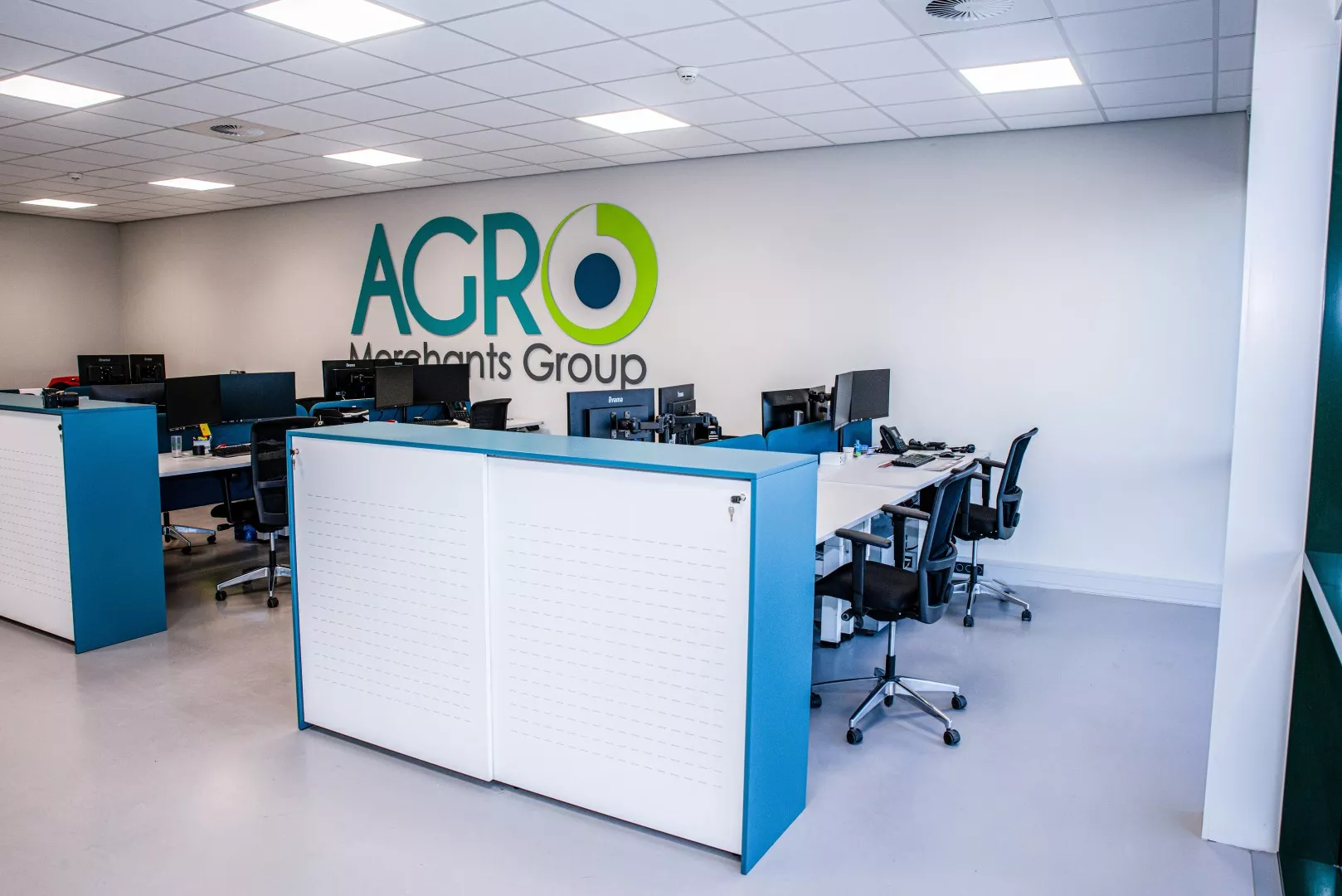 Kantoorinrichting Americold door DBKC ICT & Kantoor