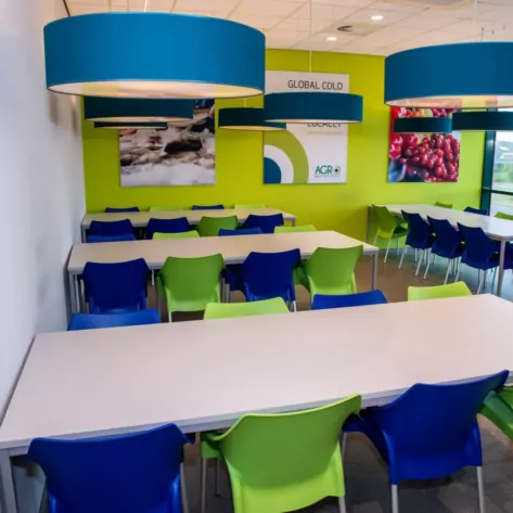 Kantoorinrichting Americold door DBKC ICT & Kantoor